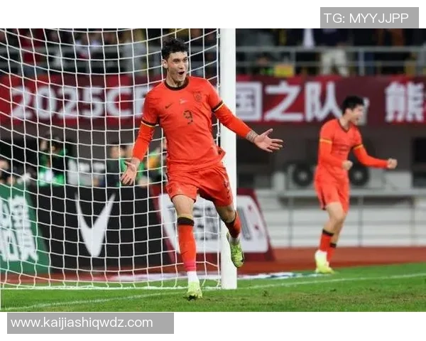 韩国媒体调侃日本足球明星表现引发两国球迷热议与争论 韩国媒体调侃日本足球明星表现引发两国球迷热议与争论