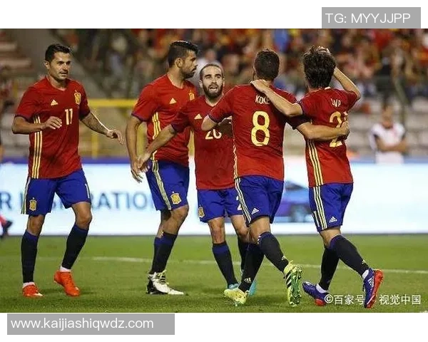 重庆足球队以77分领跑奥运会积分榜展现强劲实力和团队精神